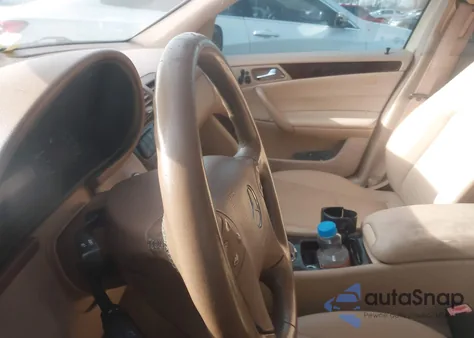 2002 Mercedes-Benz C 320 from USA, damaged, VIN WDBRF64J52F276233